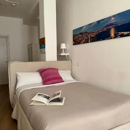 La Casa Di Ciui Ad Un Passo Da Via Toledo Napoli